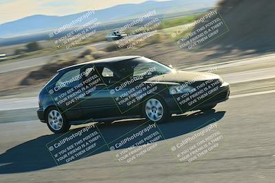 media/Dec-13-2025-Extreme Speed (Sat) [[d129ecb0b9]]/Beginner/Session 3 (Turn 5)/